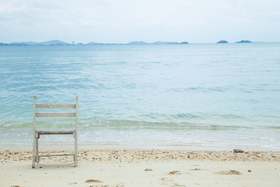 劣等感を感じる/職場の人間関係の悩み 仕事/人間関係/職場の人間関係に疲れた方へ 浅江友加里のマインドコーチセッション | FRONT